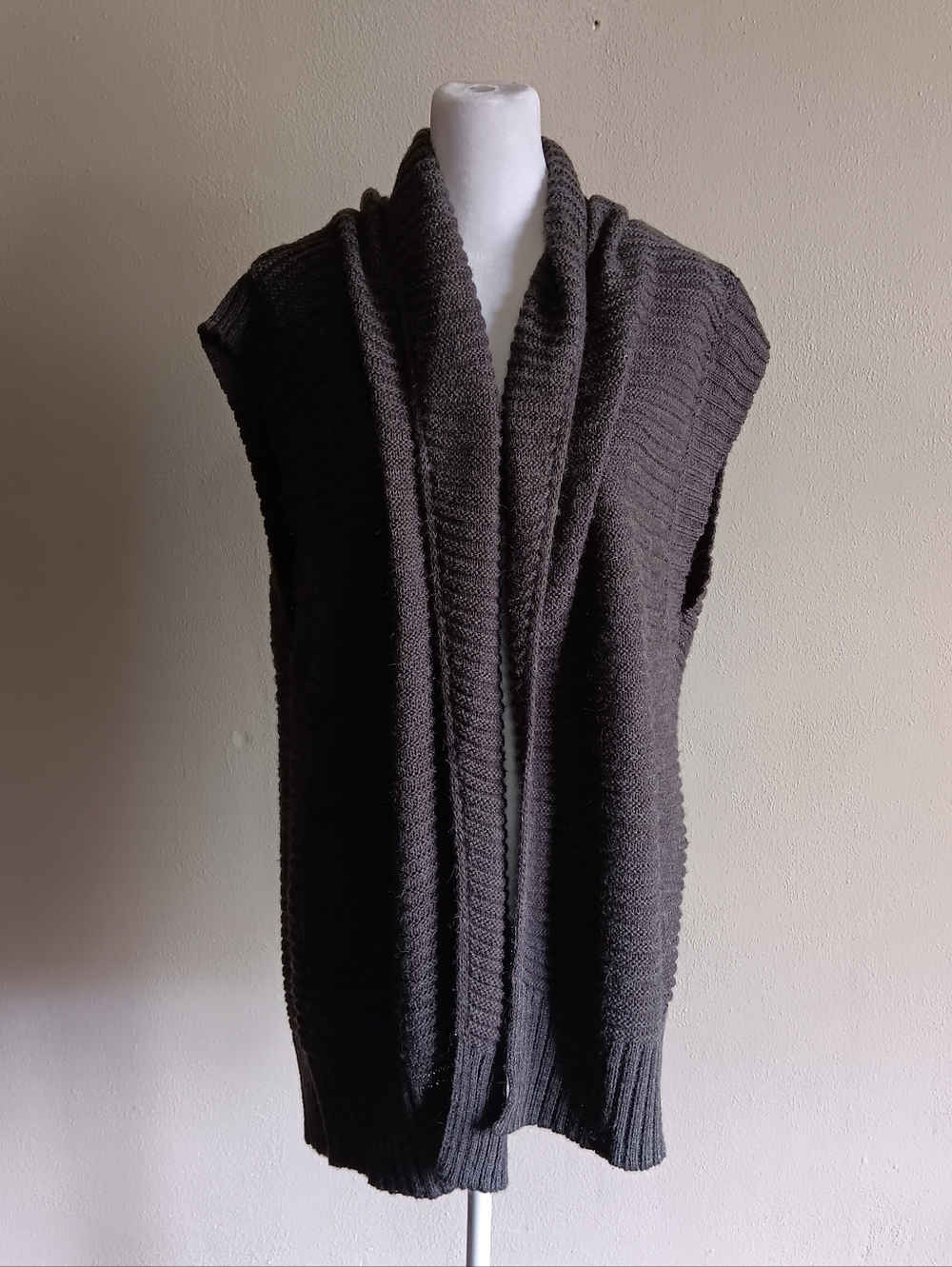 Gray Sleevless Open Front Cardigan Wrap Sweater, Wool Acrylic Blend Size Large
